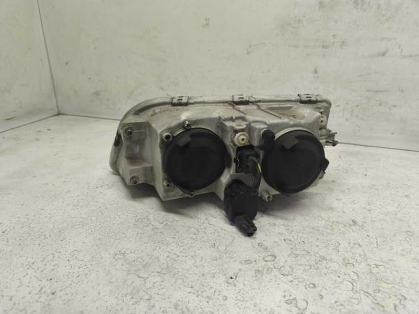 PHARE AVANT DROIT VOLVO - Vue 2